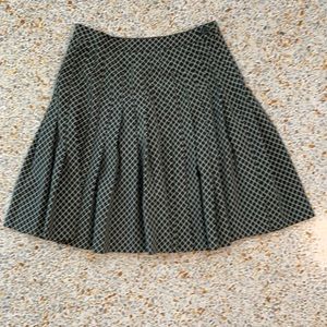EXPRESS pleated skirt 1/2